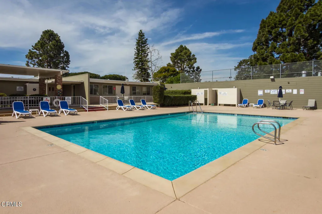 135 E Fiesta Green, Port Hueneme, California 93041 home-pic-57
