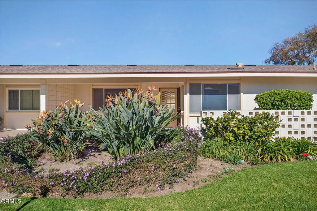 135 E Fiesta Green, Port Hueneme, California 93041 home-pic-3