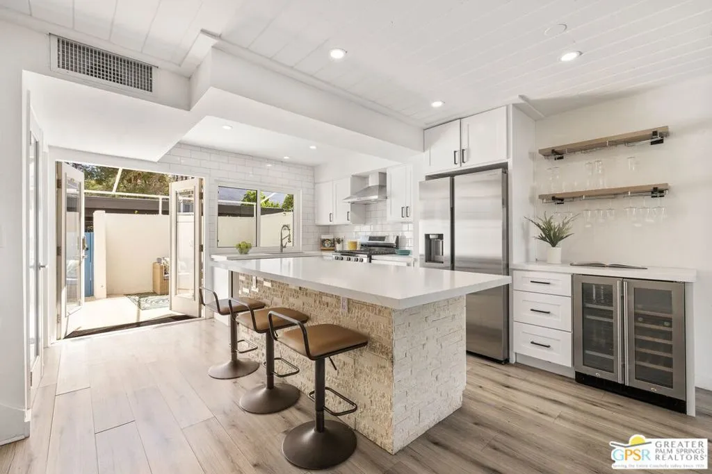 48756 Desert Flower Drive, Palm Desert, California 92260 home-pic-16