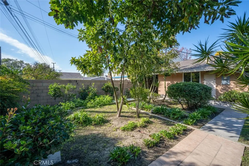 11272 Wembley Road, Rossmoor, California 90720 home-pic-52