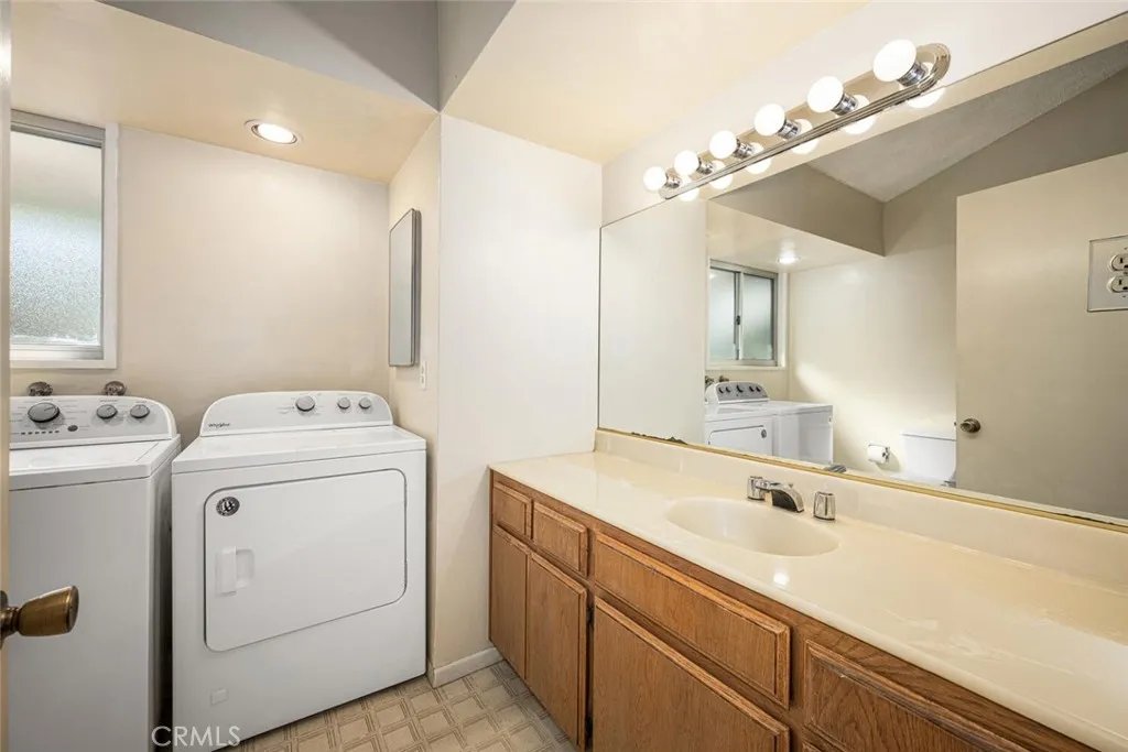 11272 Wembley Road, Rossmoor, California 90720 home-pic-45