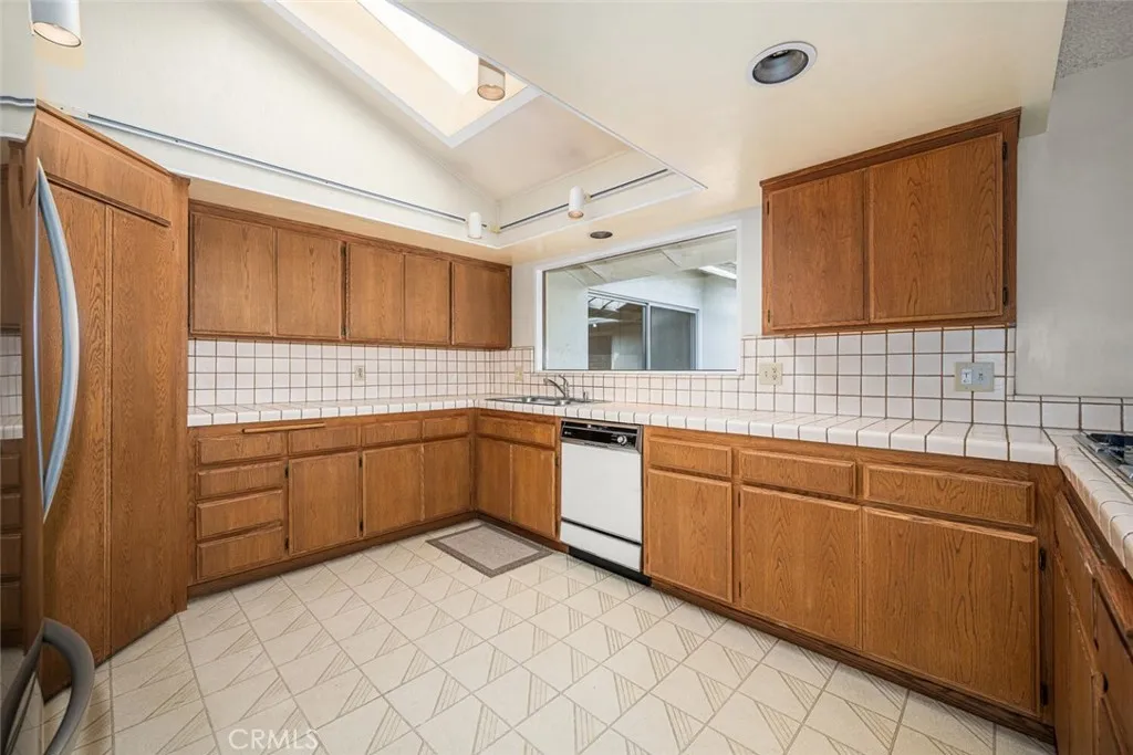 11272 Wembley Road, Rossmoor, California 90720 home-pic-22