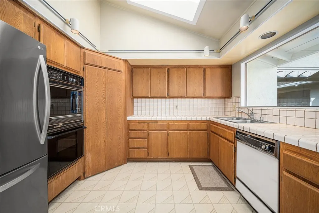 11272 Wembley Road, Rossmoor, California 90720 home-pic-23