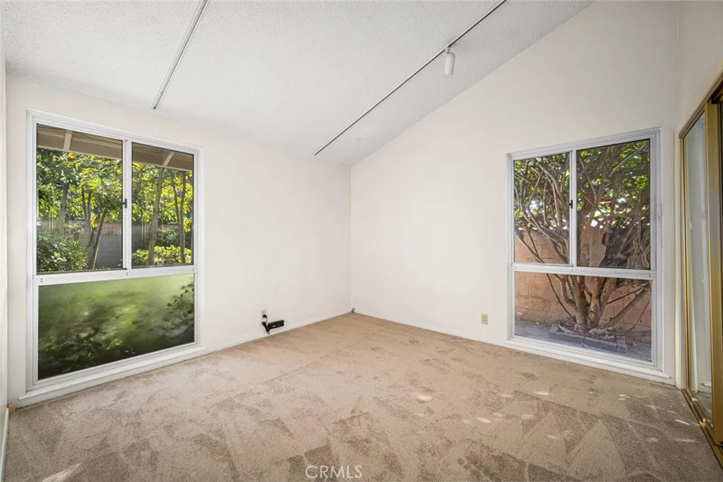 11272 Wembley Road, Rossmoor, California 90720 home-pic-42