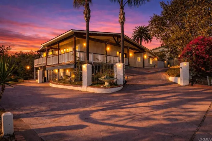 1971 Bernardo Avenue, Escondido, California 92025