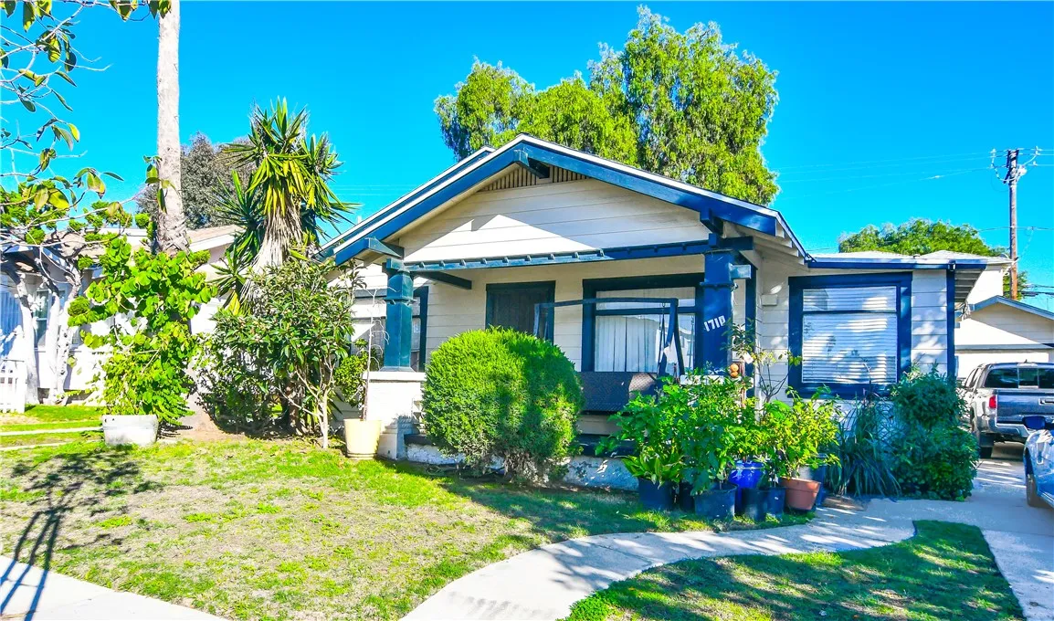 1710 Freeman Ave, Long Beach, California 90804 home-pic-1