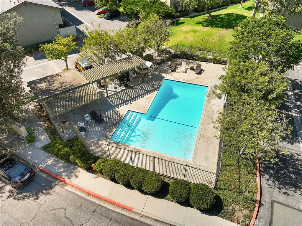 2680 La Paloma Circle, Thousand Oaks, California 91360 home-pic-17