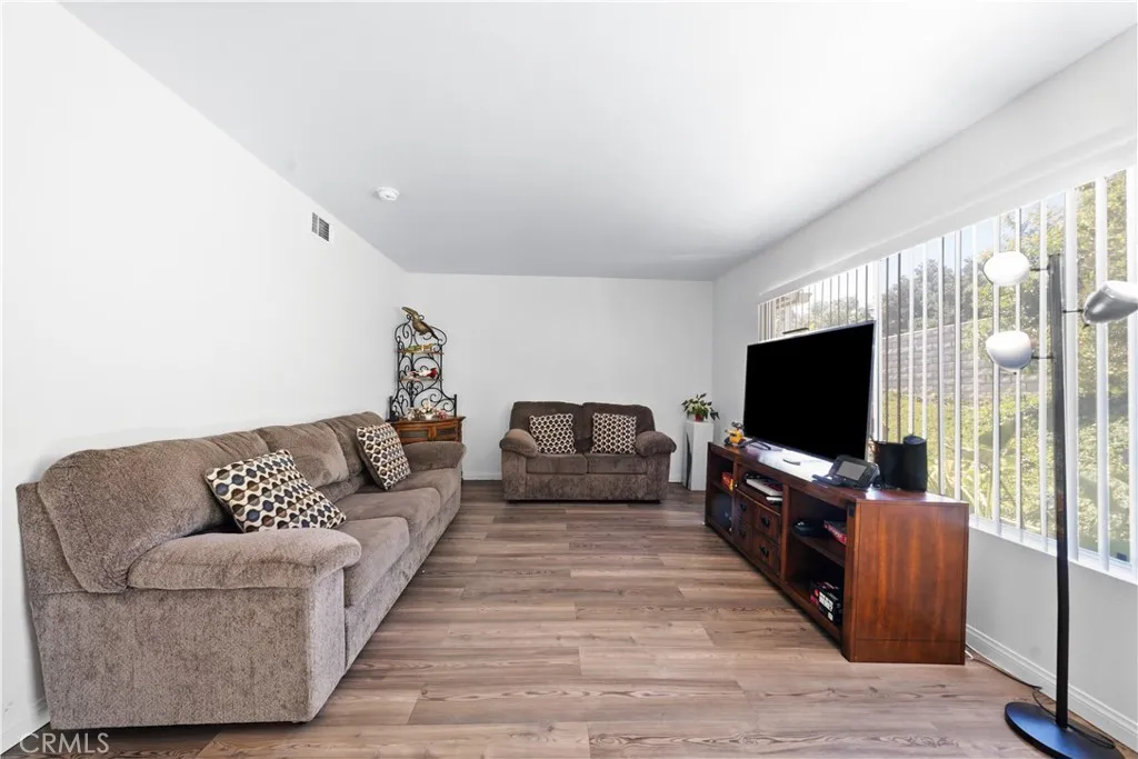2680 La Paloma Circle, Thousand Oaks, California 91360 home-pic-3