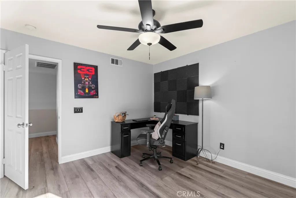 1456 Roadrunner, Corona, California 92881 home-pic-34