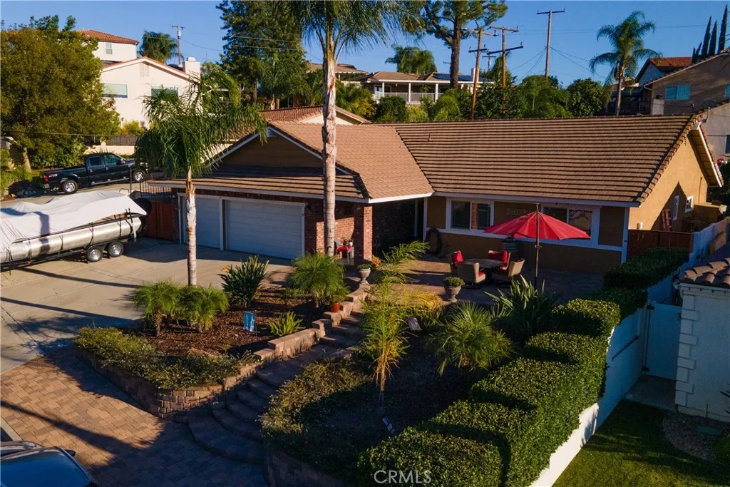 22671 San Joaquin Dr. East Drive E, Canyon Lake, California 92587 home-pic-1