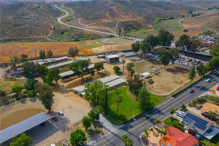 22671 San Joaquin Dr. East Drive E, Canyon Lake, California 92587