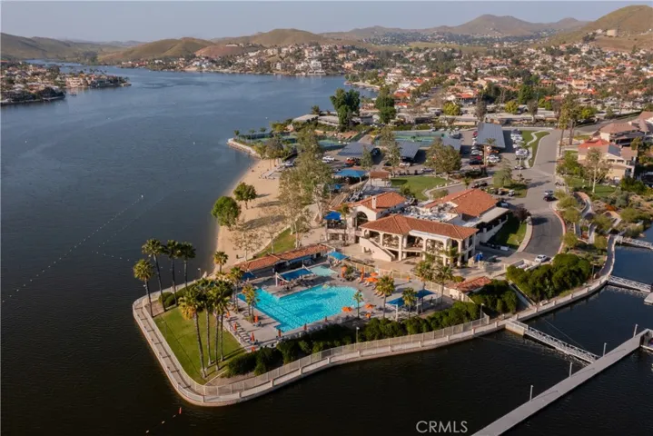 22671 San Joaquin Dr. East Drive E, Canyon Lake, California 92587