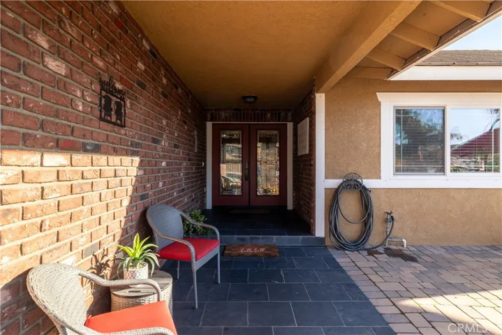 22671 San Joaquin Dr. East Drive E, Canyon Lake, California 92587