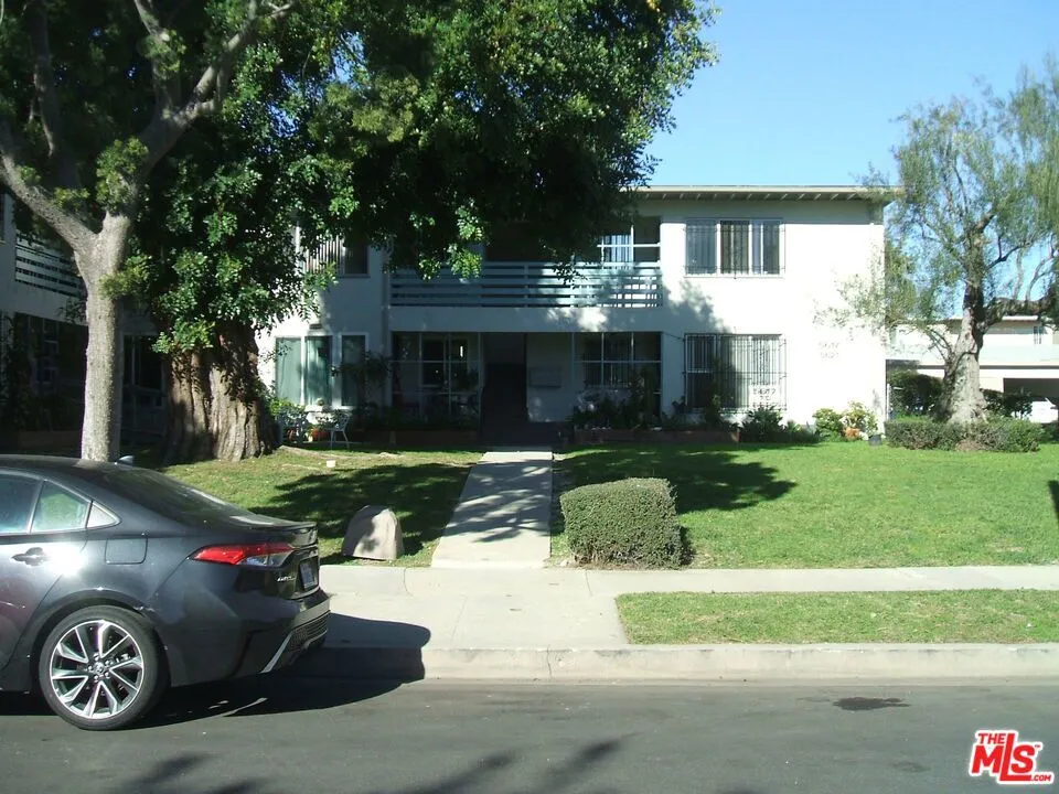 5619 1/2 W Clemson Street 1/2, Los Angeles, California 90016 home-pic-5