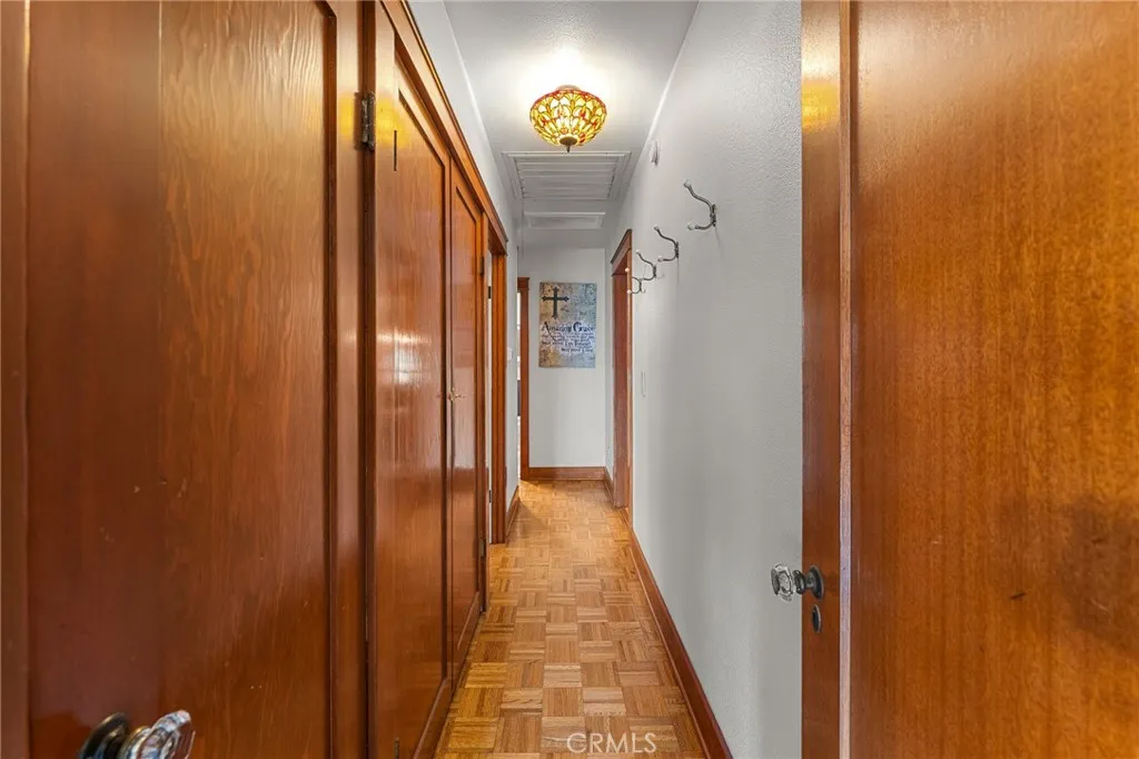 1021 Campus Avenue, Redlands, California 92374 home-pic-12