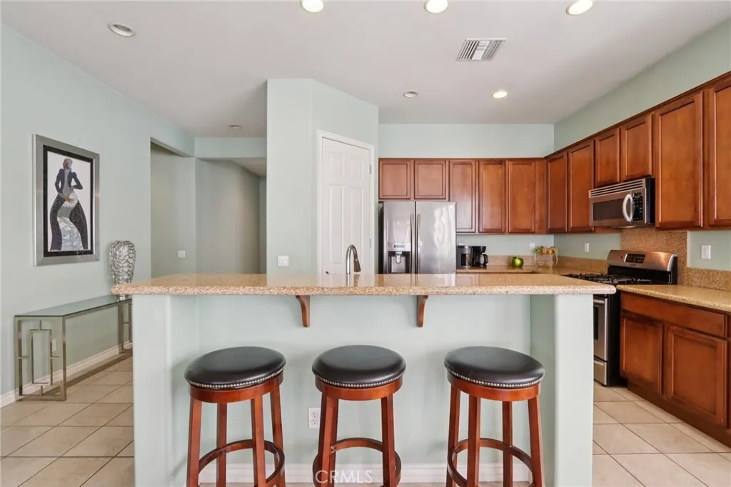 1641 1641 Via Borrego, Hemet, California 92545 home-pic-17