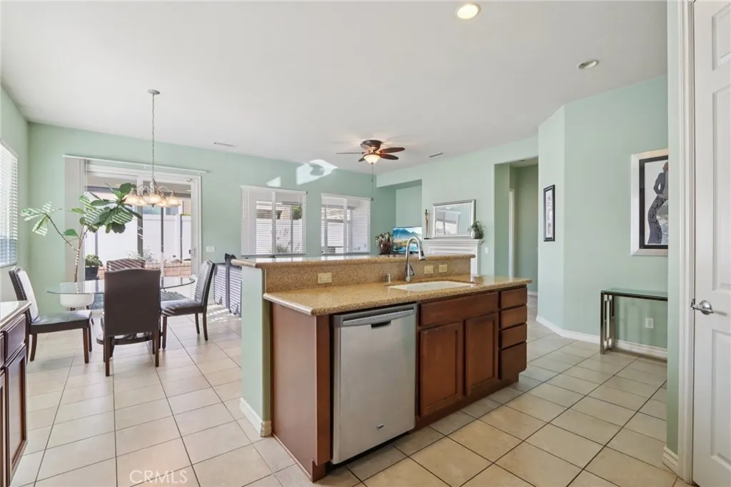 1641 1641 Via Borrego, Hemet, California 92545 home-pic-15