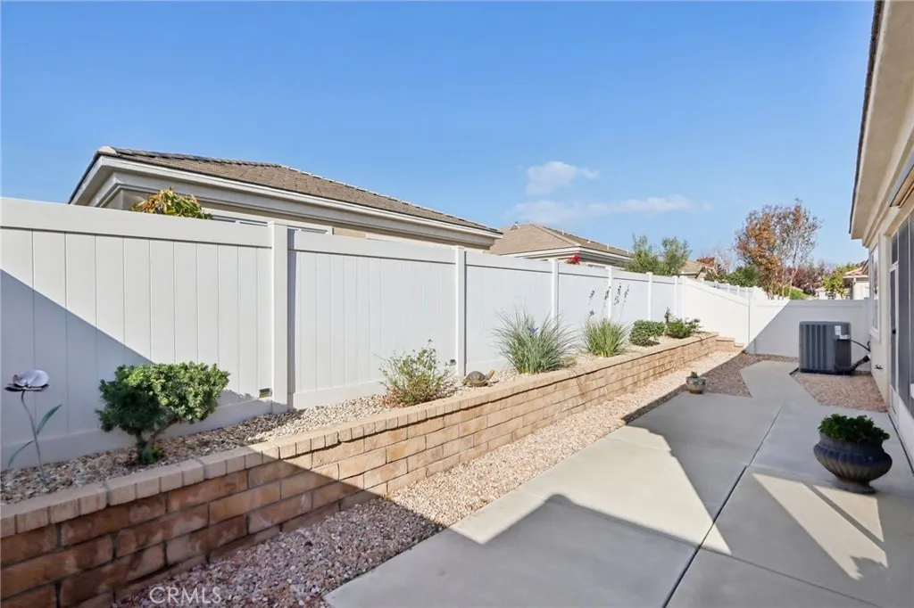 1641 1641 Via Borrego, Hemet, California 92545 home-pic-39