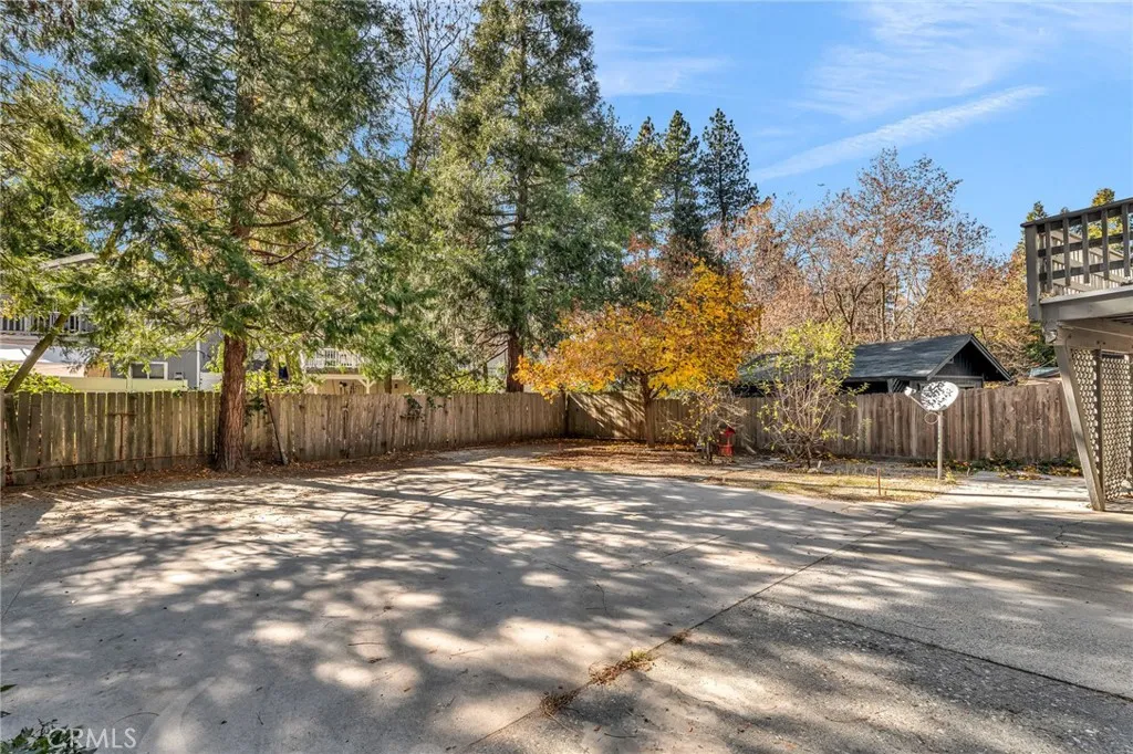 23023 Oak Lane, Crestline, California 92325 home-pic-31