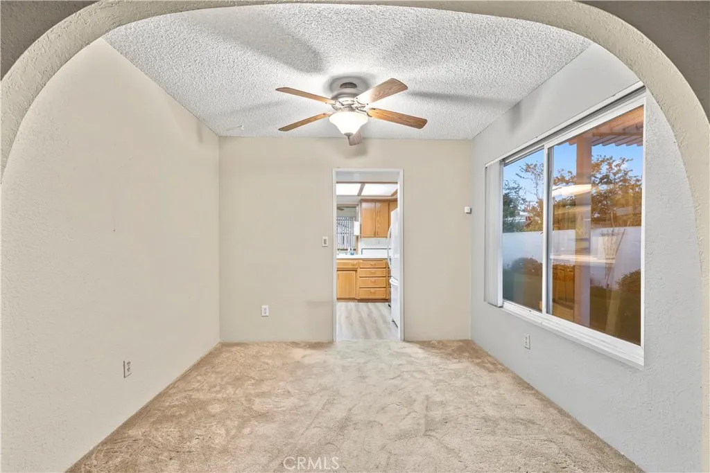 16464 Tullock, Fontana, California 92335 home-pic-5