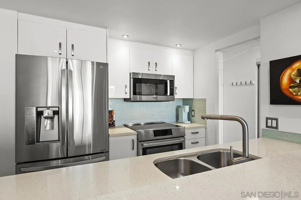 3634 7th Avenue 8e, San Diego, California 92103 home-pic-2