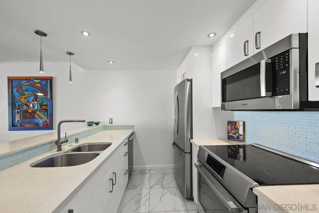 3634 7th Avenue 8e, San Diego, California 92103 home-pic-18