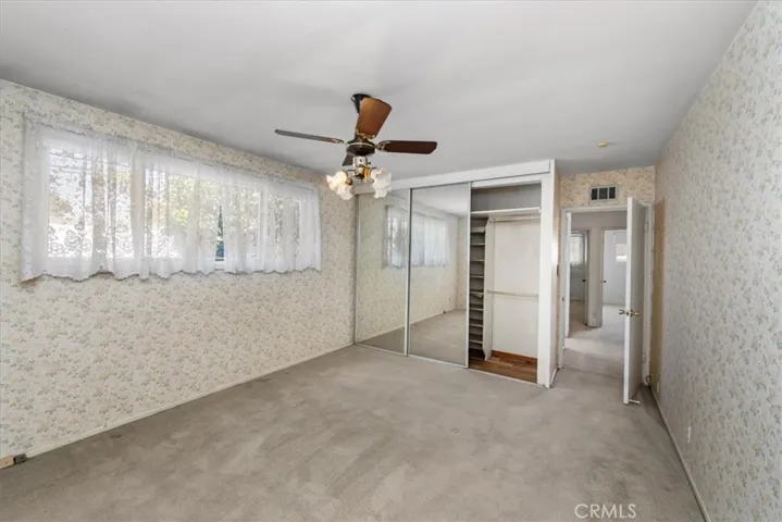 Primary Bedroom (12'8" x 17'0")