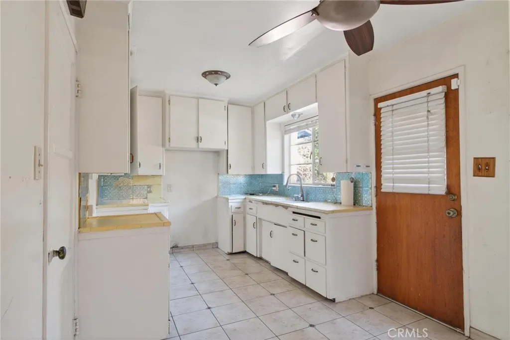 736 N Walnut, San Dimas, California 91773 home-pic-21