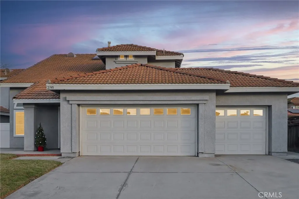 2749 E Chaparral, Ontario, California 91761 home-pic-0