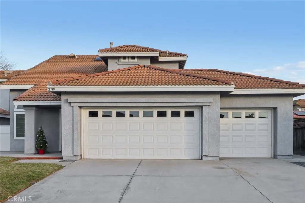 2749 E Chaparral, Ontario, California 91761 home-pic-31
