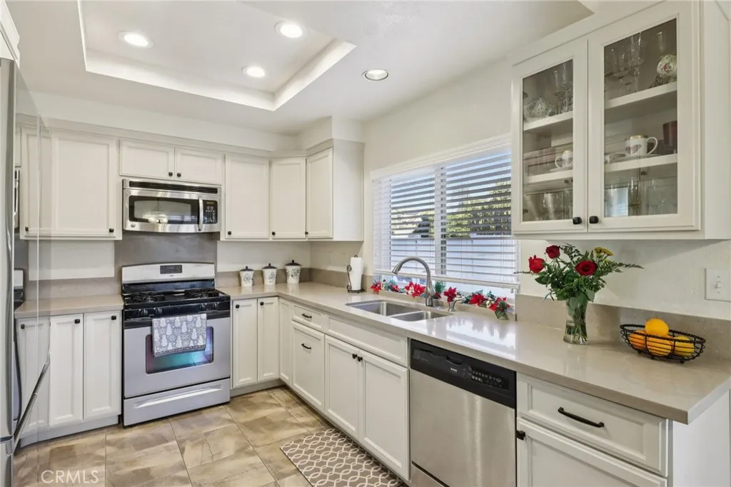 2749 E Chaparral, Ontario, California 91761 home-pic-13