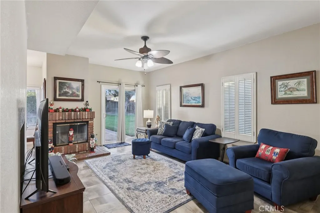 2749 E Chaparral, Ontario, California 91761 home-pic-8