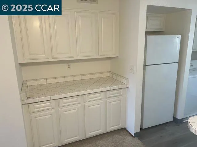 1851 Harrison St 15, Concord, California 94520 home-pic-13