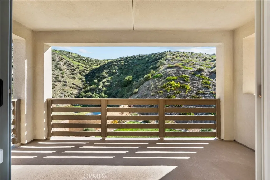 28332 Clarion, Canyon Country, California 91350 home-pic-30