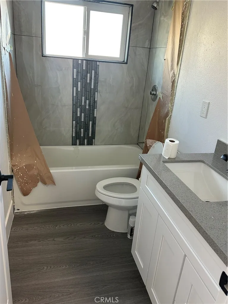 15059 Tatum Court, Victorville, California 92395 home-pic-5