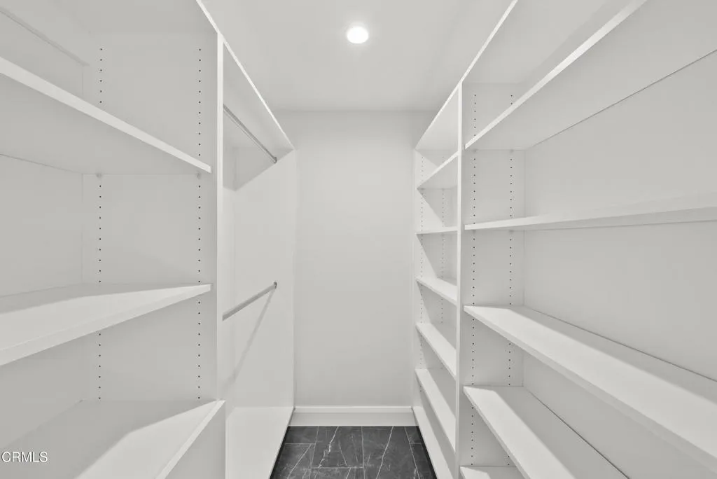 14145 Weddington Street, Los Angeles, California 91401 home-pic-33