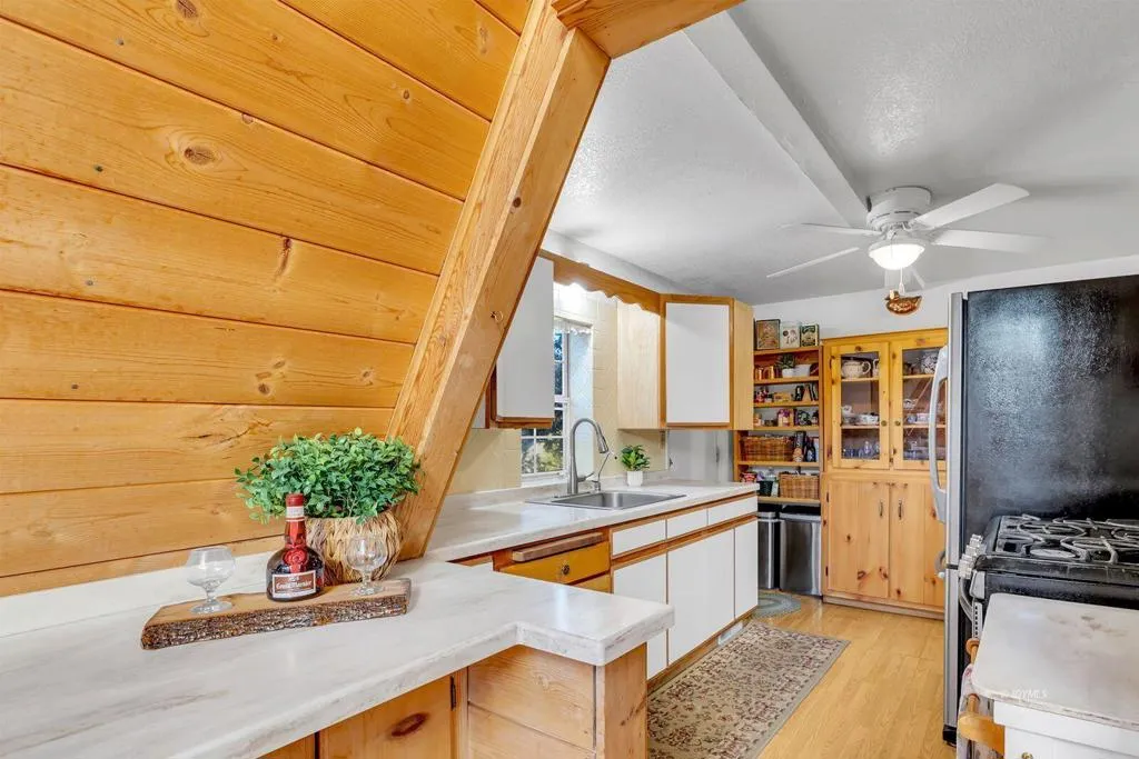 26750 Saunders Meadow Road 775, Idyllwild, California 92549 home-pic-18