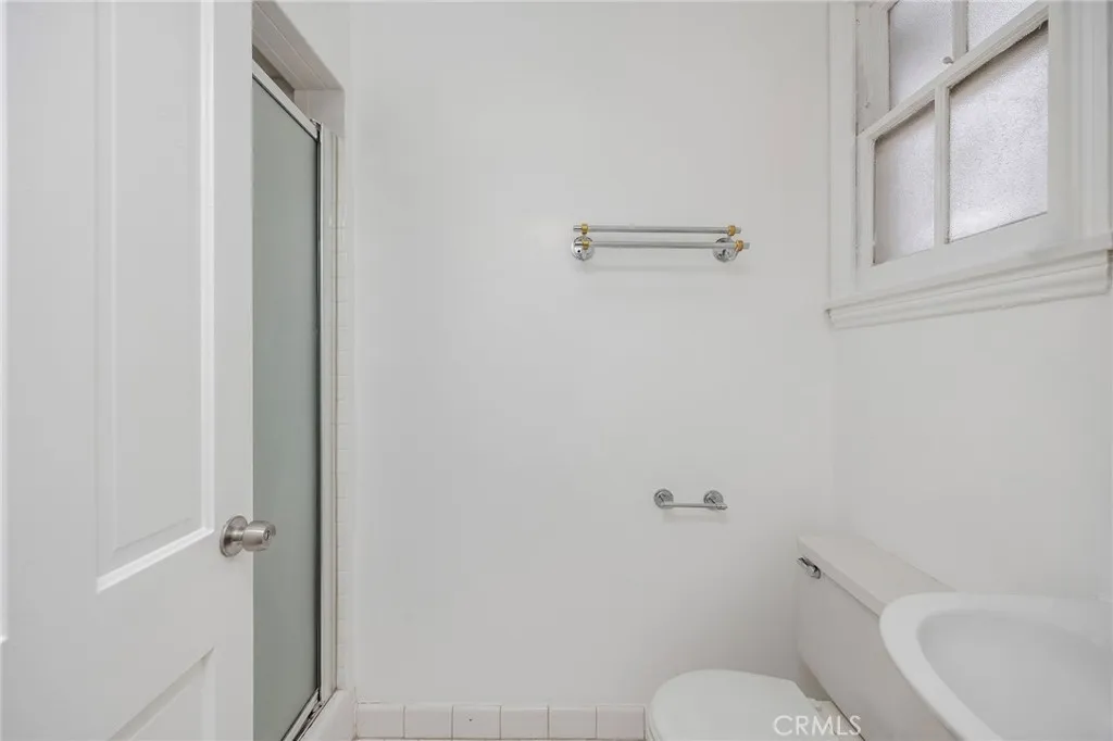 10372 Ashton Avenue, Los Angeles, California 90024 home-pic-14