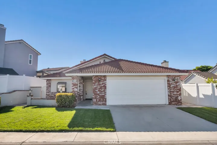 1440 Fox Run, Corona, California 92882