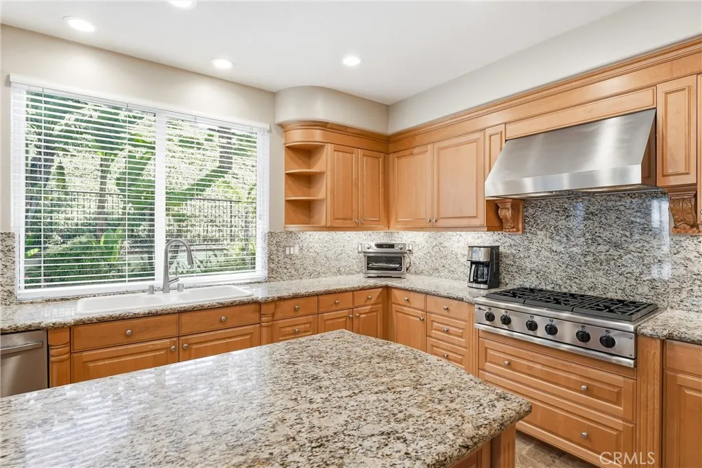19950 Via Natalie, Yorba Linda, California 92887 home-pic-14