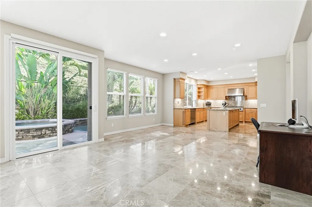 19950 Via Natalie, Yorba Linda, California 92887 home-pic-18