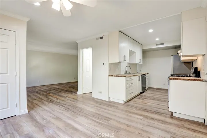 Dedicated Dining Area Opens to Kitchen