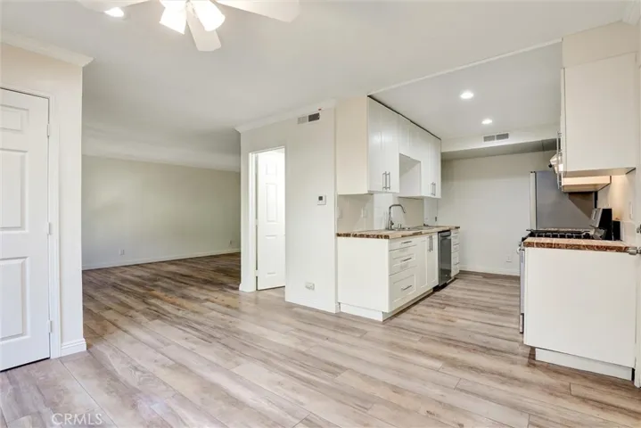 Dedicated Dining Area Opens to Kitchen