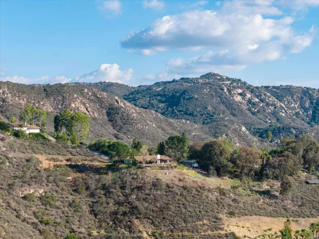 26332 Sky Drive, Escondido, California 92026