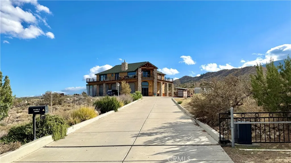 275 Canyon, Pinon Hills, California 92371 home-pic-60