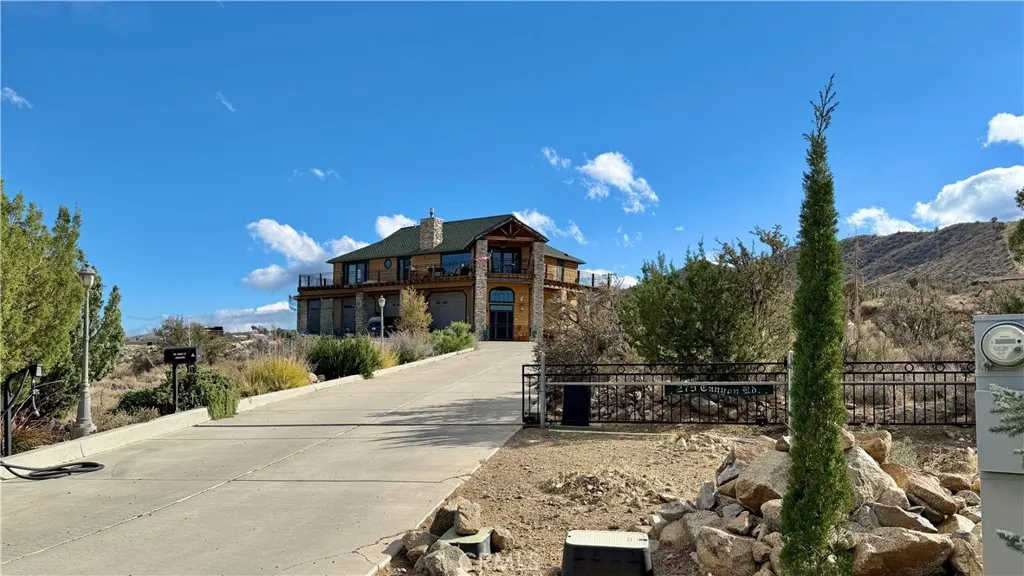 275 Canyon, Pinon Hills, California 92371 home-pic-65