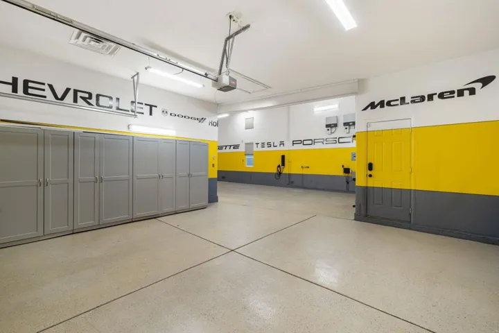 53-web-or-mls-CBLewisRd_OPMG_1225_050