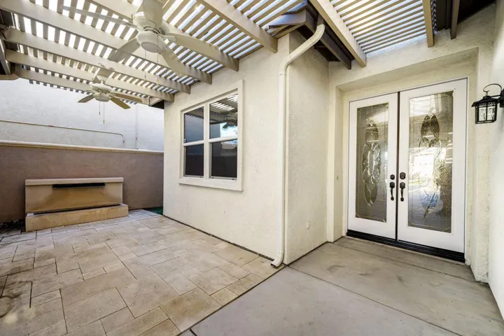 17-web-or-mls-CBLewisRd_OPMG_1225_017