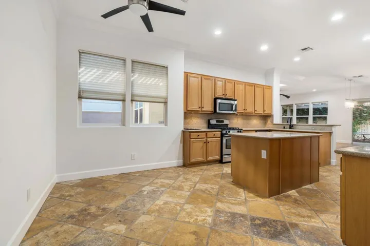 36-web-or-mls-CBLewisRd_OPMG_1225_033​​‌​​​​‌​​‌‌​​‌​​​‌‌​​​‌​​‌‌​​‌‌​​‌‌​​​​