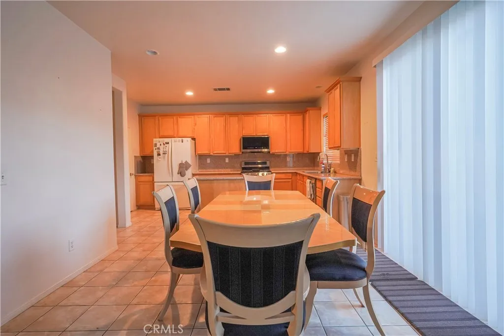 15133 Pasture, Victorville, California 92394 home-pic-13